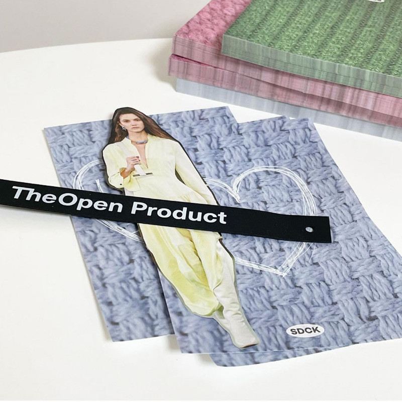 Usage example of sand cake Blue Knit Memo Pad