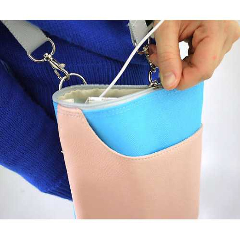 Dash and Dot Take a trip two tone shoulder bag Dash and Dot Take a trip two tone shoulder bag