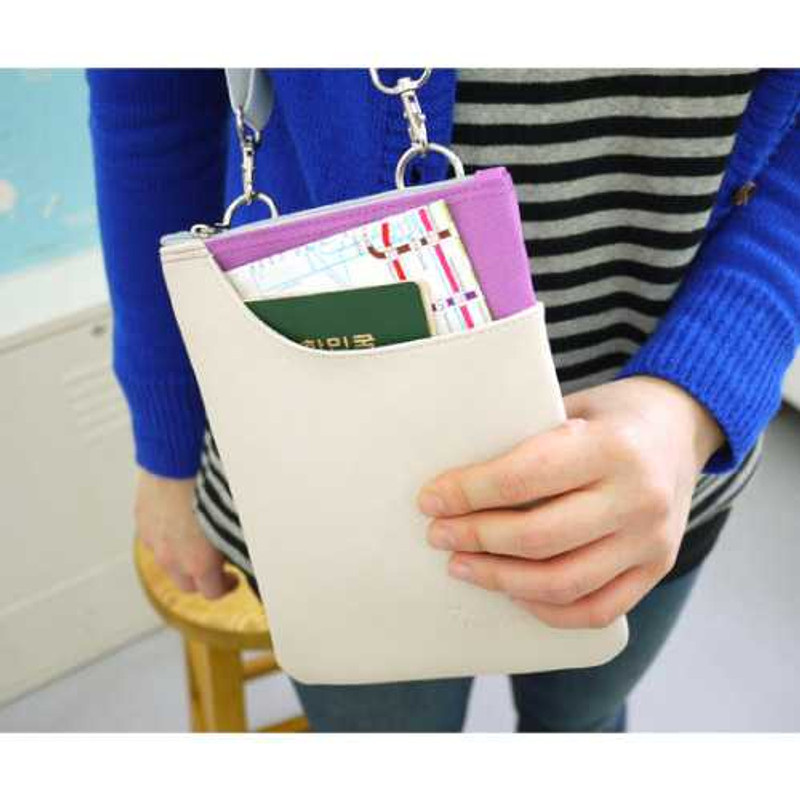 Dash and Dot Take a trip two tone shoulder bag Dash and Dot Take a trip two tone shoulder bag