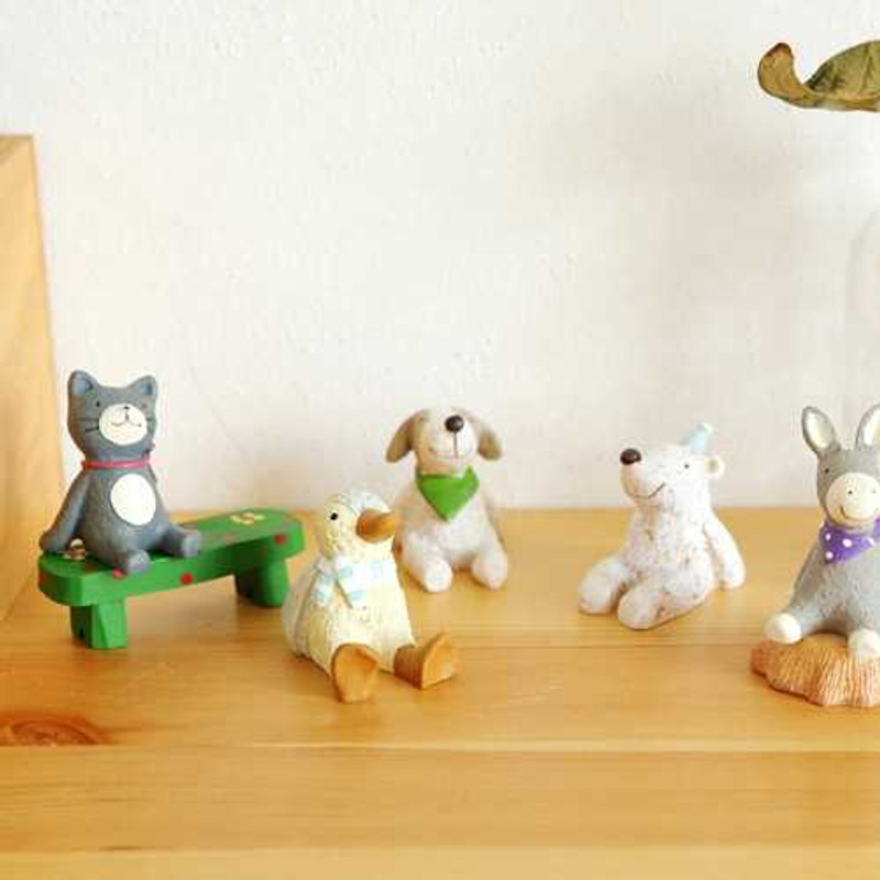 Dailylike Decorative cute resin chair green bench Dailylike Decorative cute resin chair green bench