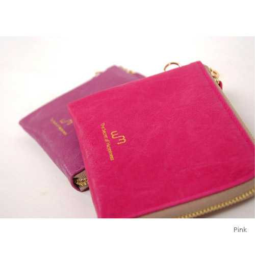 WM Clam half zipper around handy wallet