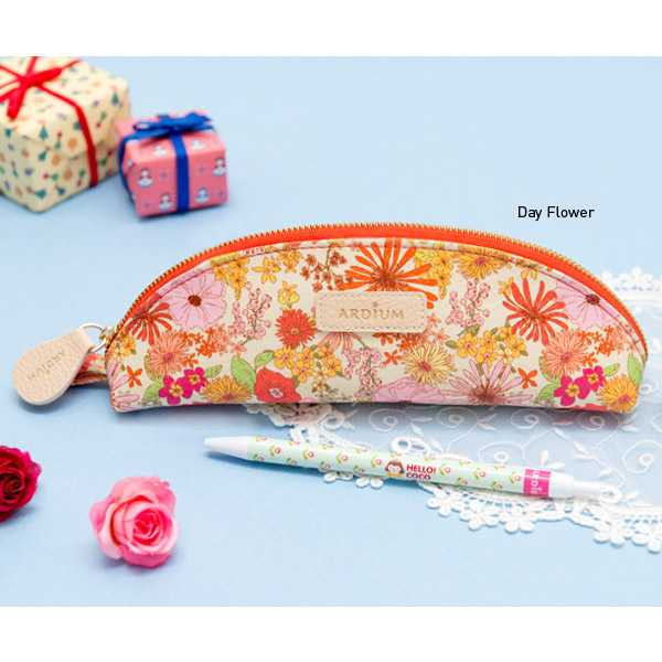 Ardium Half moon zipper pencil case with flower pattern