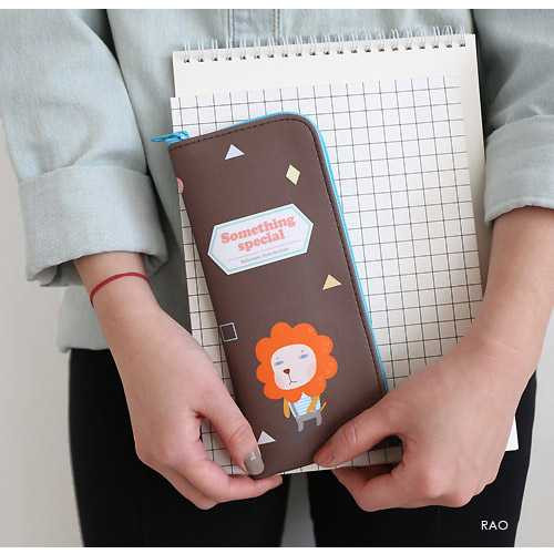 Romane Hellogeeks from the forest zipper pencil case