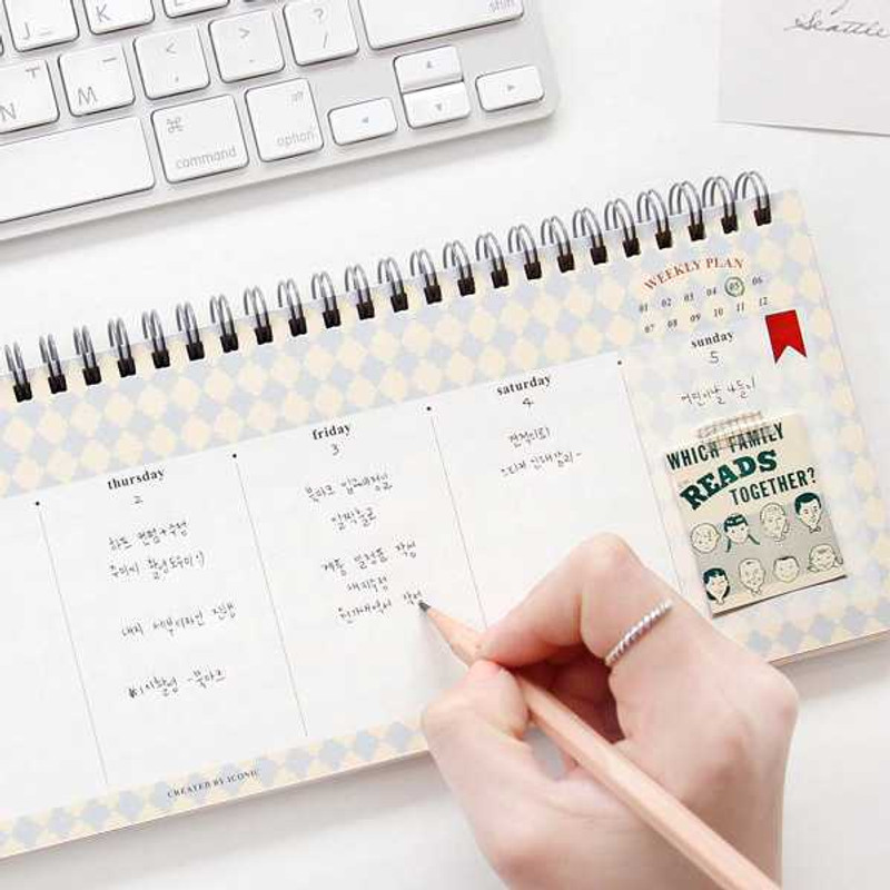Iconic Wirebound pattern weekly planner memopad desk pad