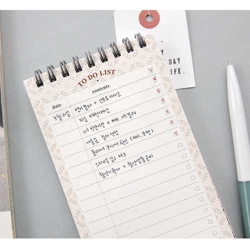 Iconic Wirebound pattern To do list desk notepad