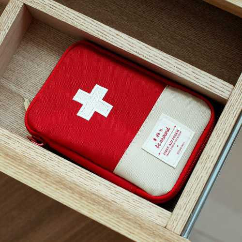 2NUL Le around first aid zip around pouch