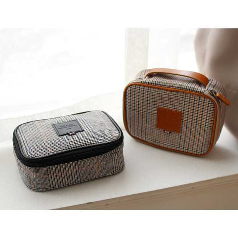 Indigo The basic canvas check pattern pouch with handle Indigo The basic canvas check pattern pouch with handle
