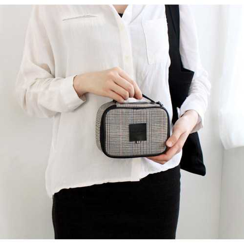 Indigo The basic canvas check pattern pouch with handle Indigo The basic canvas check pattern pouch with handle