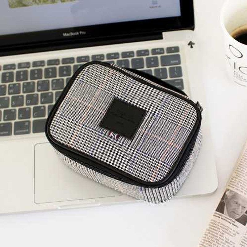 Indigo The basic canvas check pattern pouch with handle Indigo The basic canvas check pattern pouch with handle