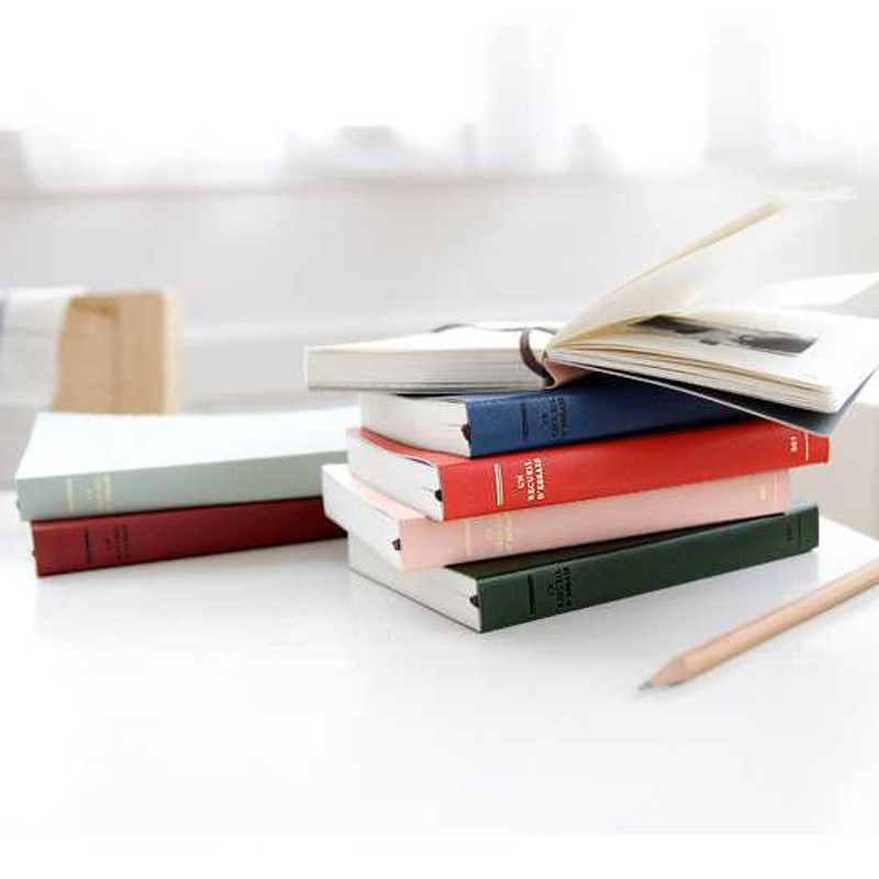 Iconic Un recueil dessais essay notebook ver.3 Iconic Un recueil dessais essay notebook ver.3