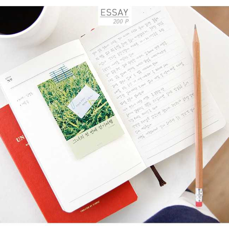 Iconic Un recueil dessais essay notebook ver.3 Iconic Un recueil dessais essay notebook ver.3
