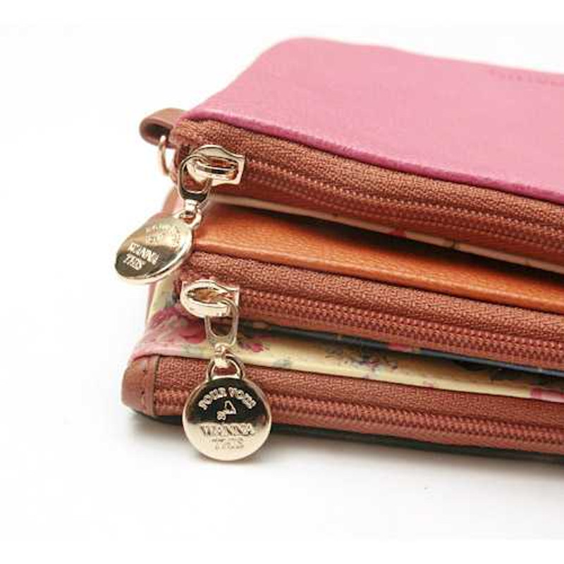 Wanna This Pour vous flower pattern clutch bag small