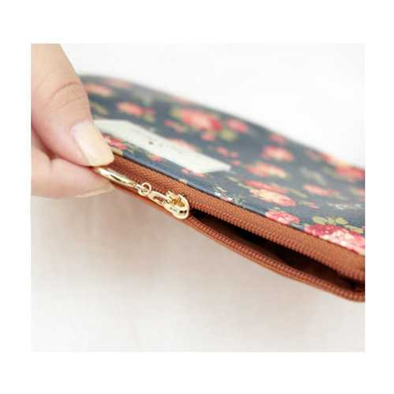 Wanna This Pour vous flower pattern clutch bag small