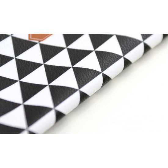 Rollercoaster Catch the moment black triangle pencil case