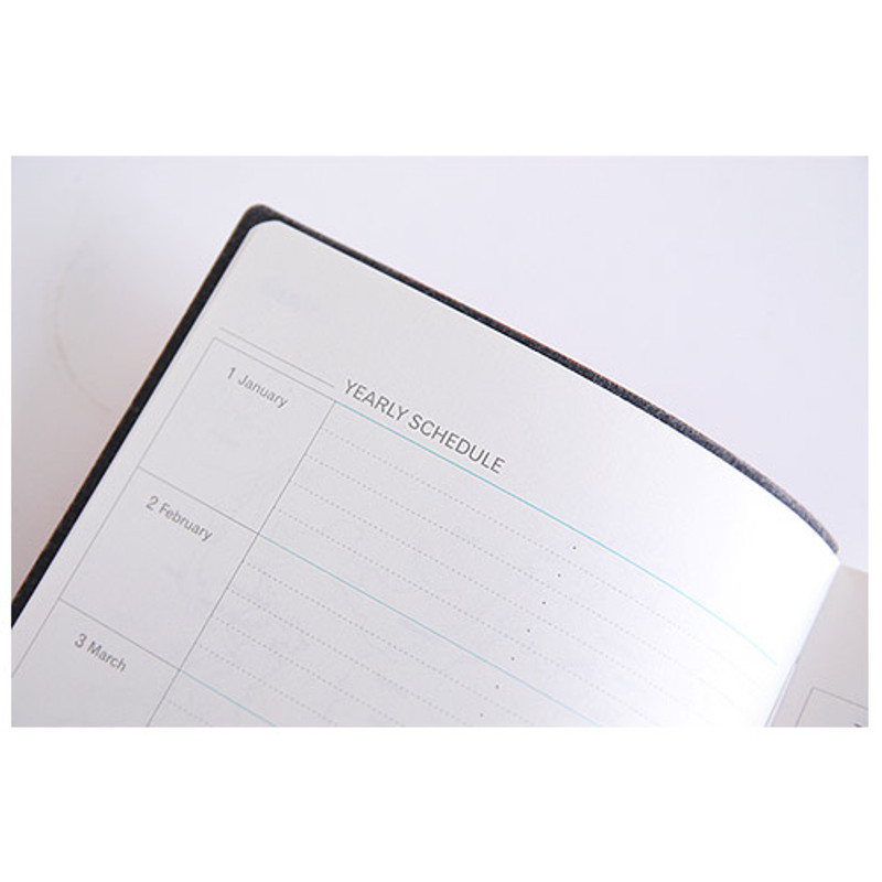 Yearly schedule - Classic agenda large undated diary Yearly schedule - Classic agenda large undated diary