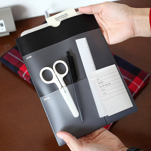 Flat pocket pouch organizer medium