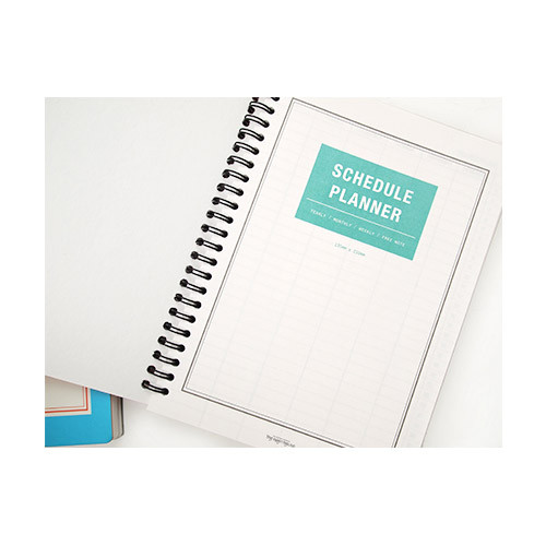Wirebound undated schedule planner