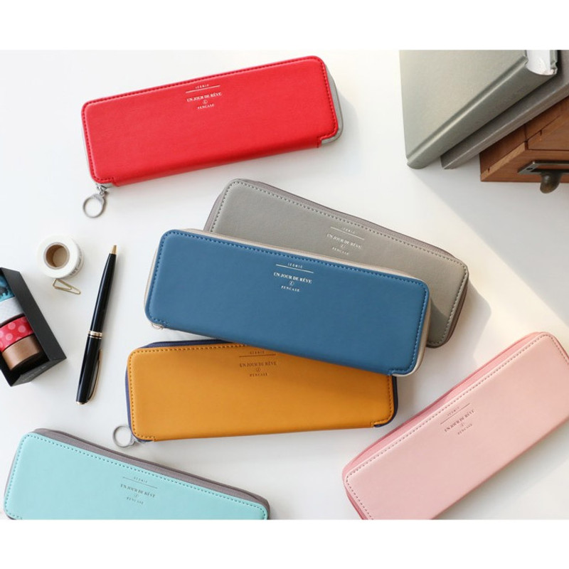 Un jour de reve zip around pen case Un jour de reve zip around pen case