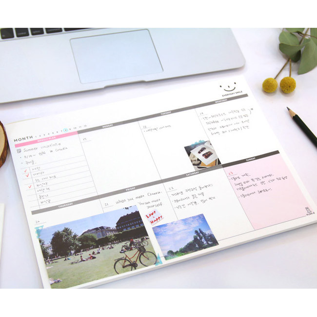 Wide & Smart weekly desk note planner scheduler