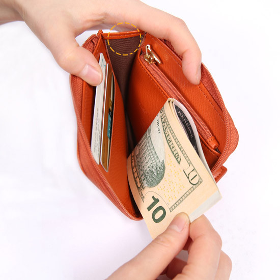 Classy round half zip around wallet