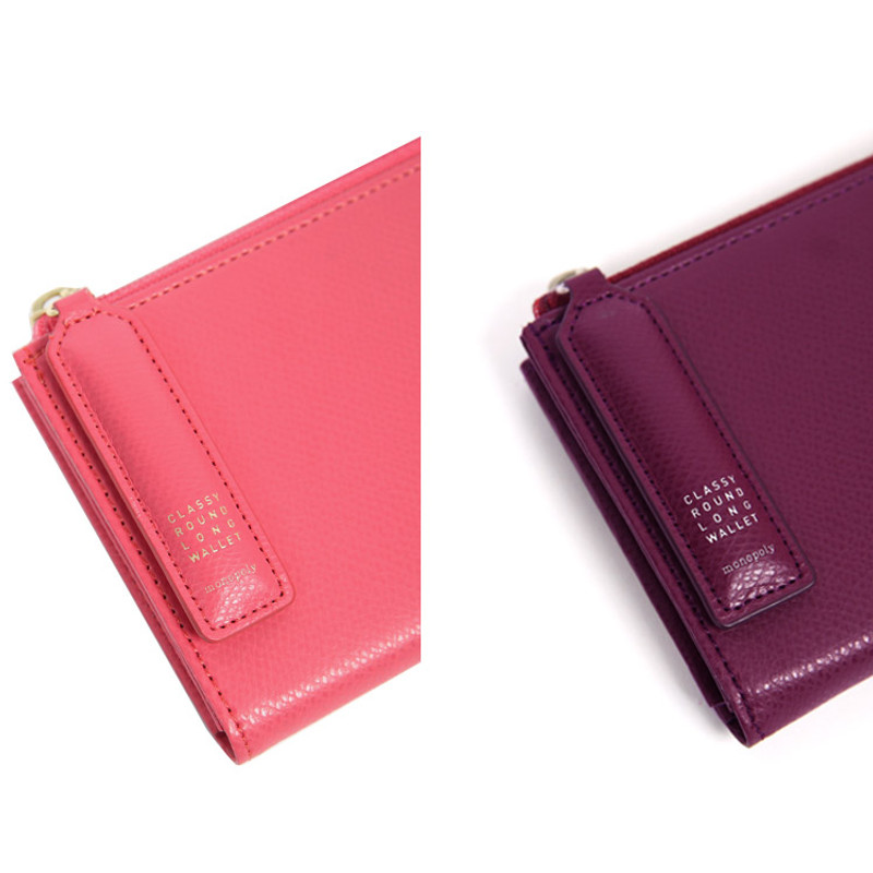 Detail of Classy half zip around long wallet