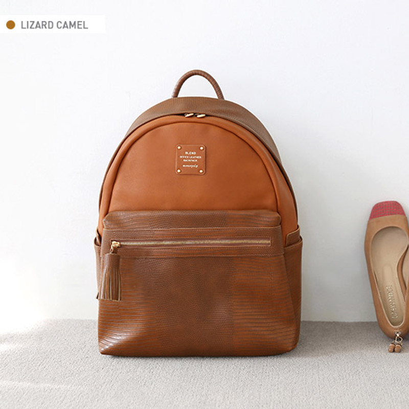 Lizard camel Lizard camel