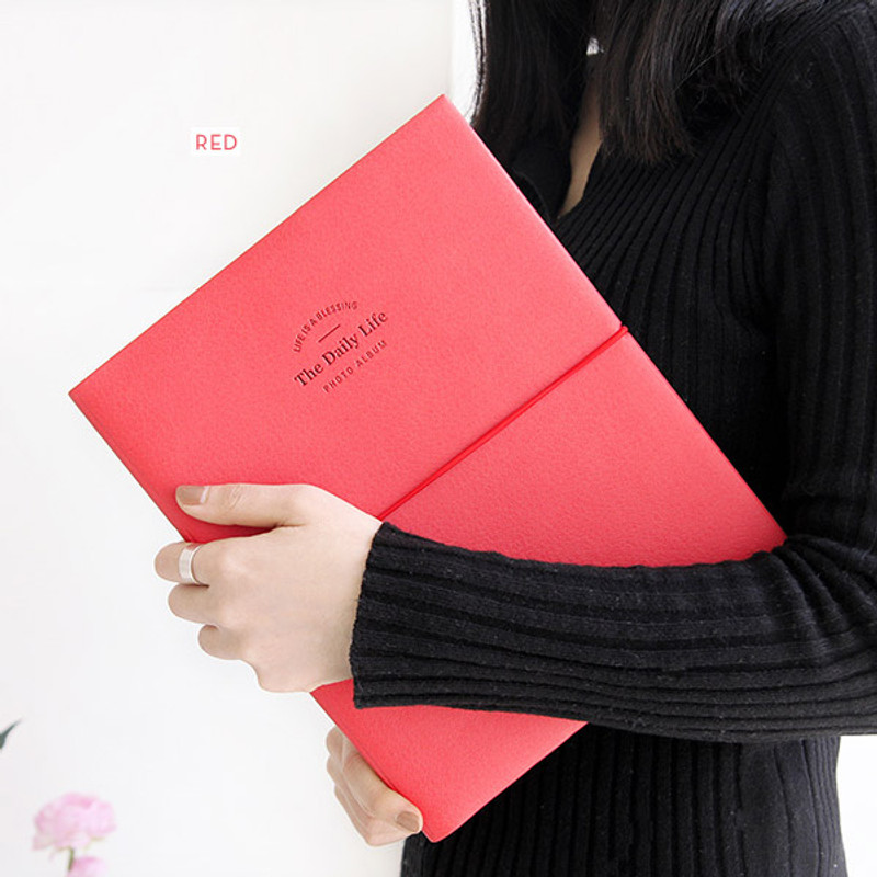 Red - Life is a blessing daily life photo album