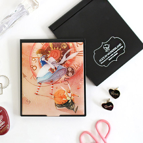 Classic story pattern square mirror