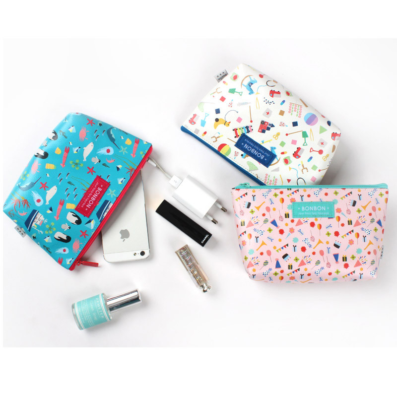 Bon Bon pattern daily zipper pouch medium