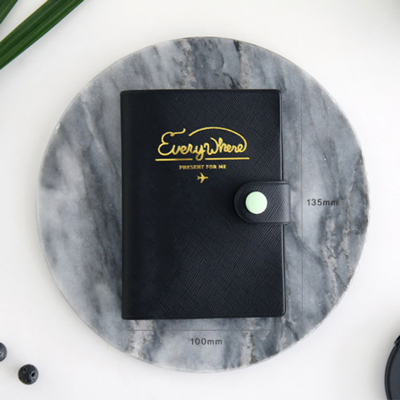 Size of Everywhere button passport holder case
