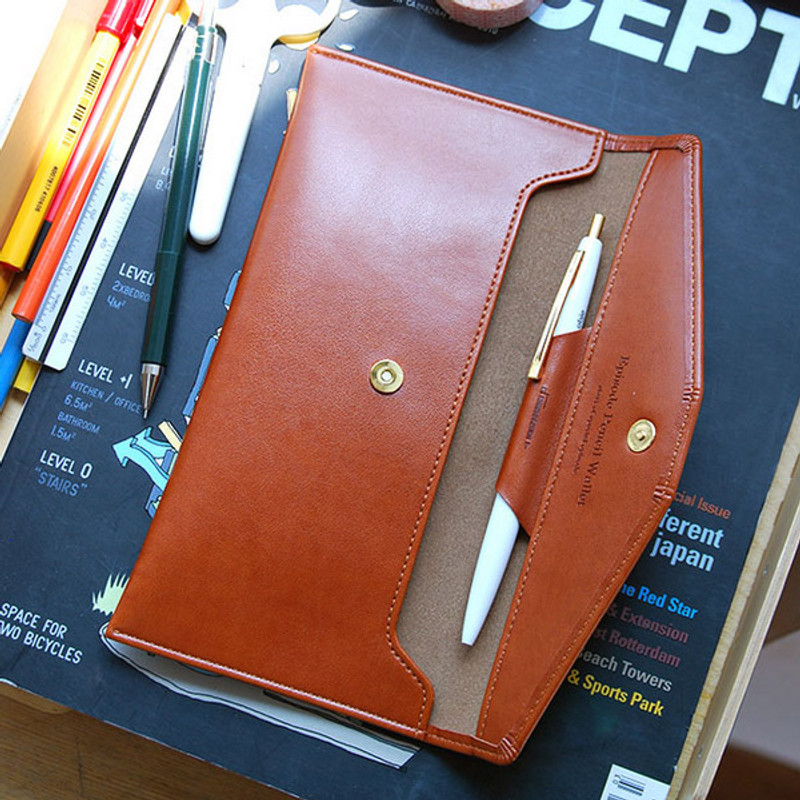 Episode passion in my pencil wallet