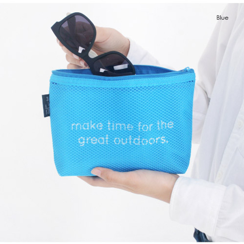Blue - Life is beautiful travel mesh pouch Blue - Life is beautiful travel mesh pouch