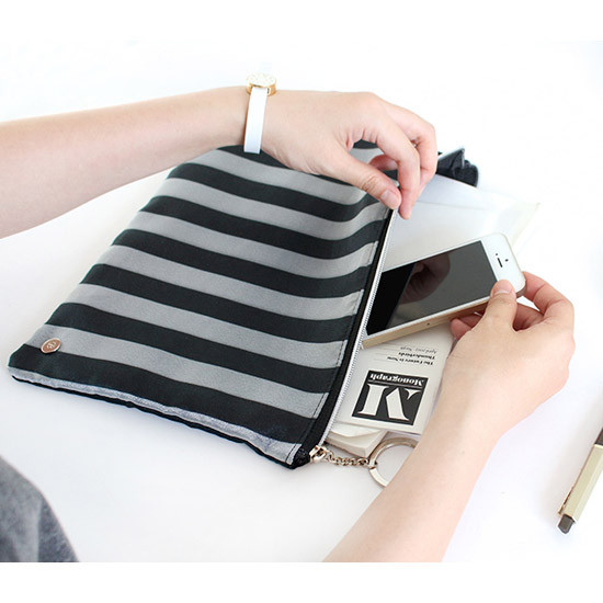 Stripe - The Basic denim large zipper pouch