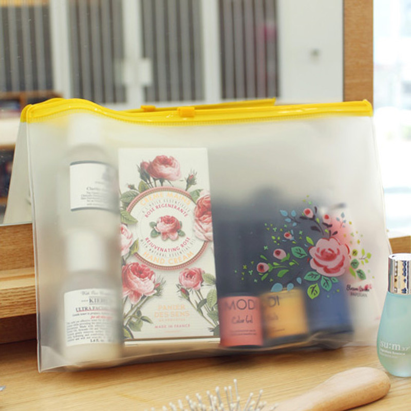 Paulie - Blossom garden clear zip lock large pouch Paulie - Blossom garden clear zip lock large pouch