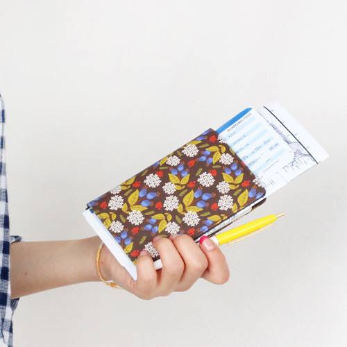 Night flower - Pour vous melody passport cover