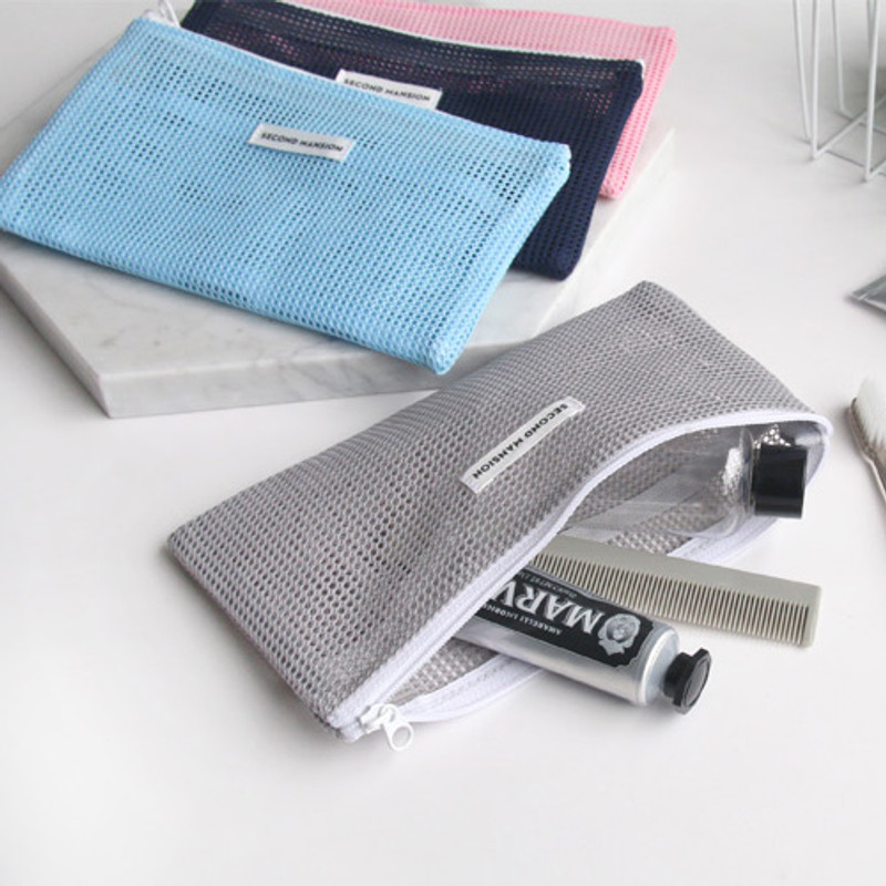 Second mansion slim mesh pouch Second mansion slim mesh pouch