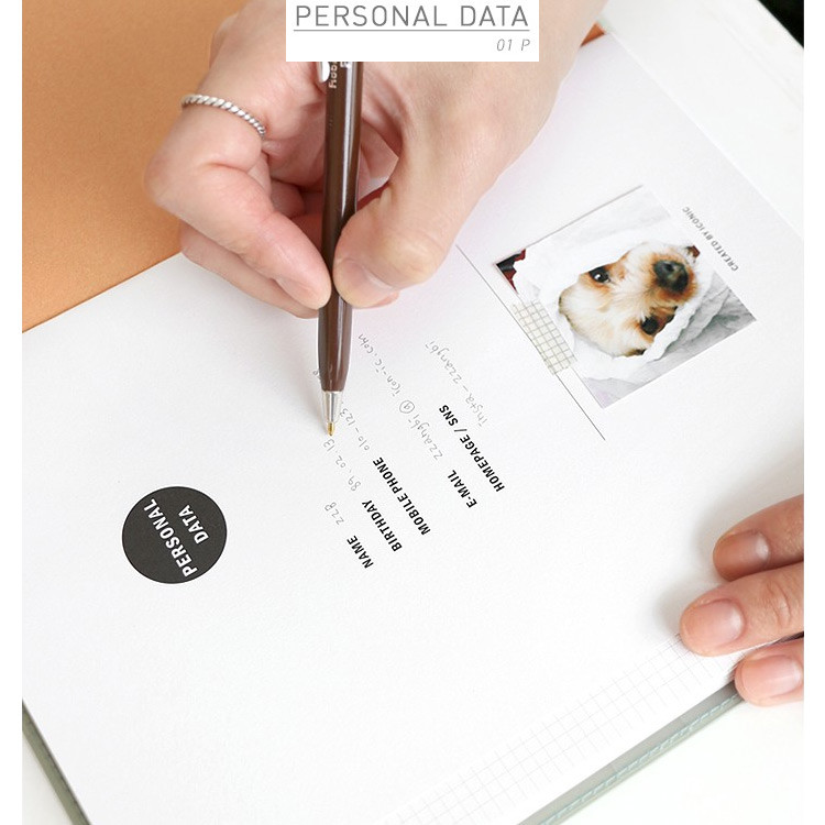 Personal data - 2016 Iconic large monthly dated planner