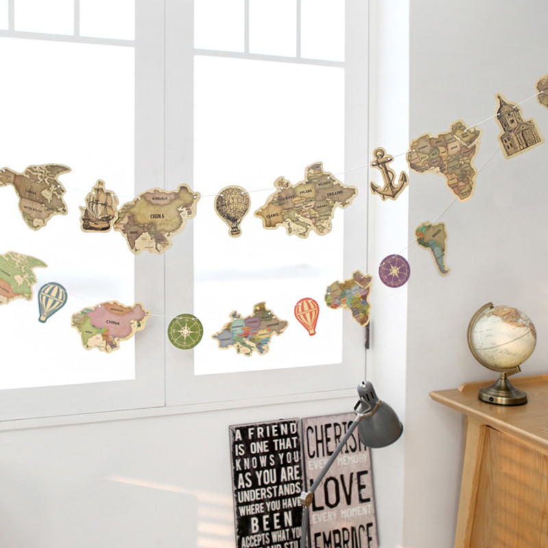 World map travel ground garland