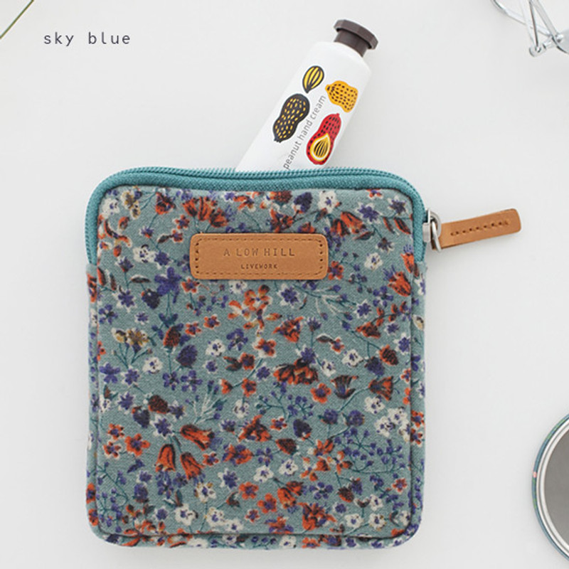 Sky blue - A low hill basic winter square small pouch Sky blue - A low hill basic winter square small pouch
