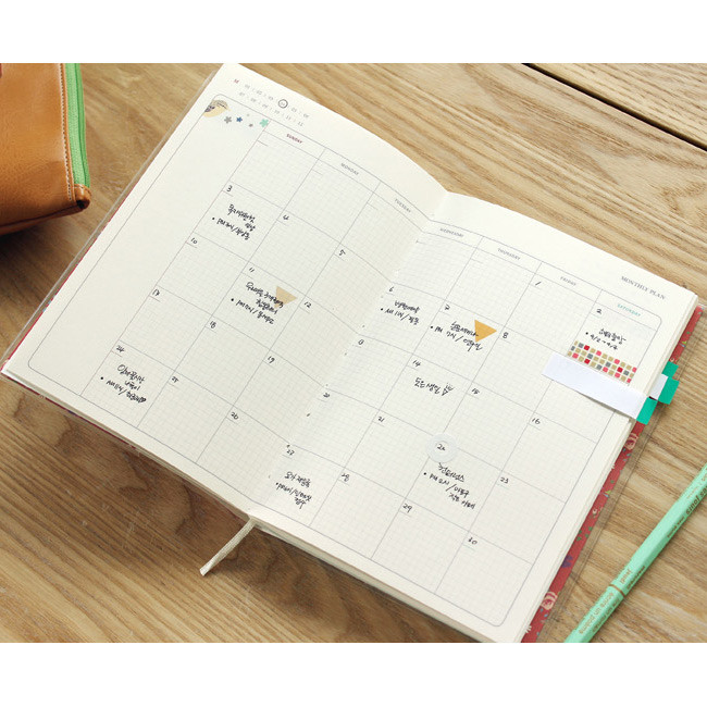 2016 La vie en rose undated diary