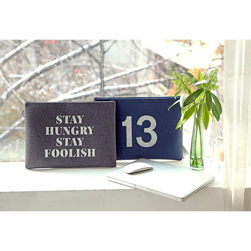 The Basic felt two tone laptop pouch