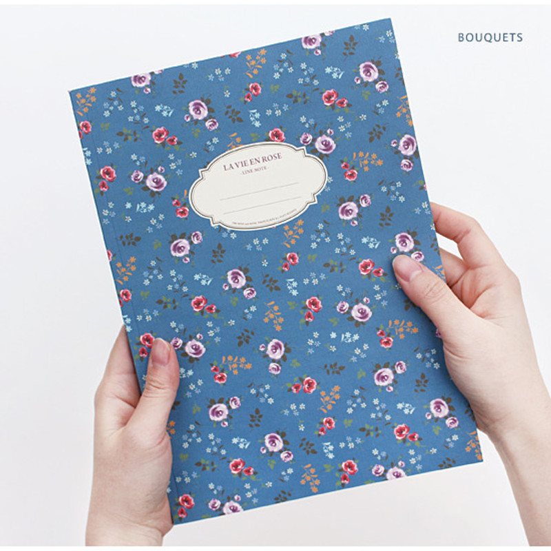 Bouquets - La vie en rose B5 size lined notebook
