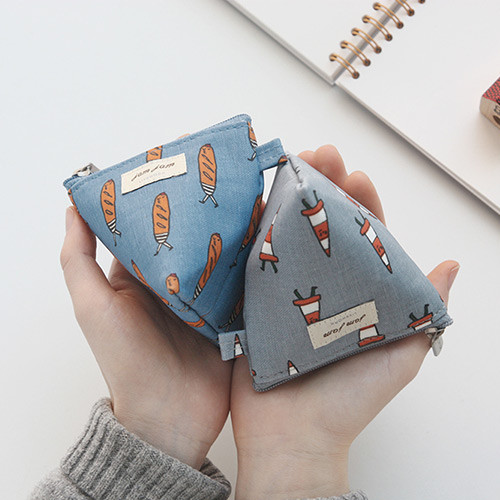 Jam Jam pattern triangle zipper pouch