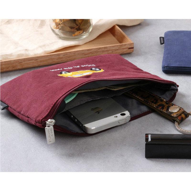 Tailorbird inpressive contrast car large pouch  Tailorbird inpressive contrast car large pouch