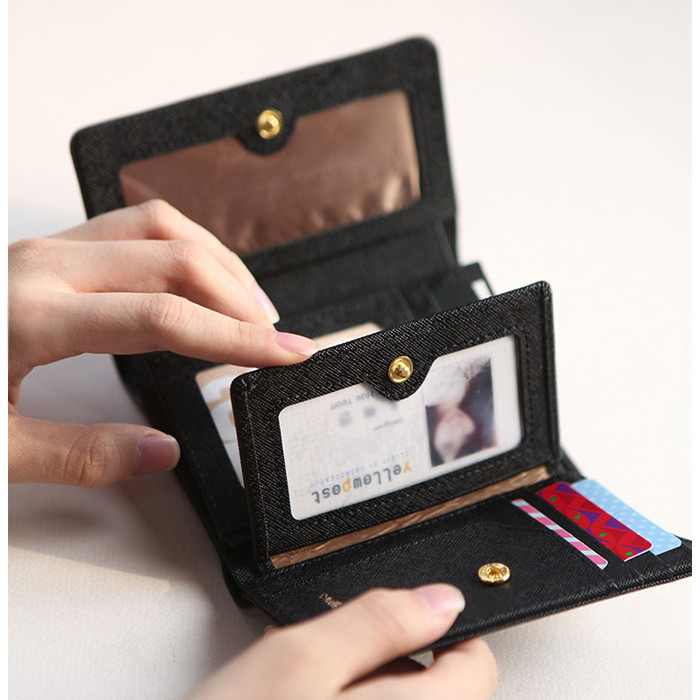 Rim pattern trifold wallet