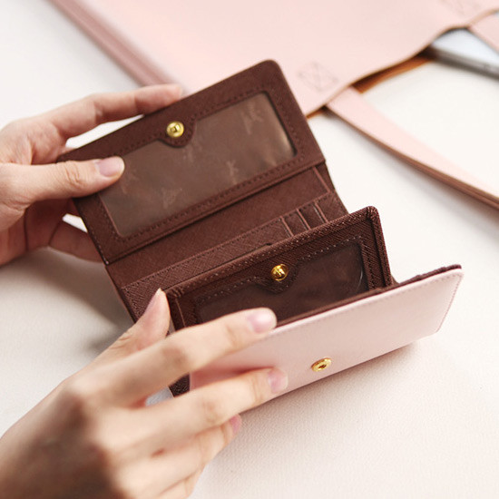 Rim pattern trifold wallet