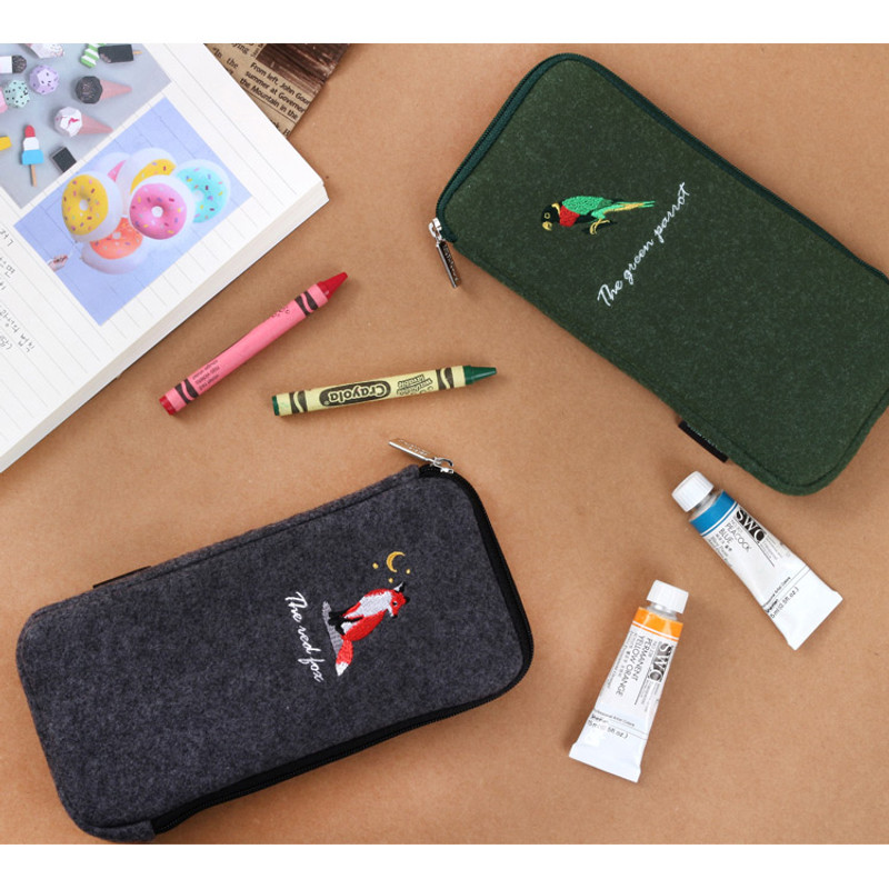 Tailorbird impressive contrast animal multi pouch  Tailorbird impressive contrast animal multi pouch