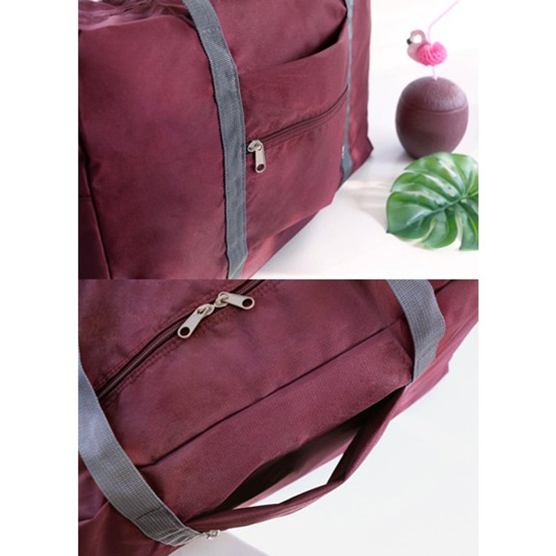 Detail of Window blows foldable carrying bag Detail of Window blows foldable carrying bag