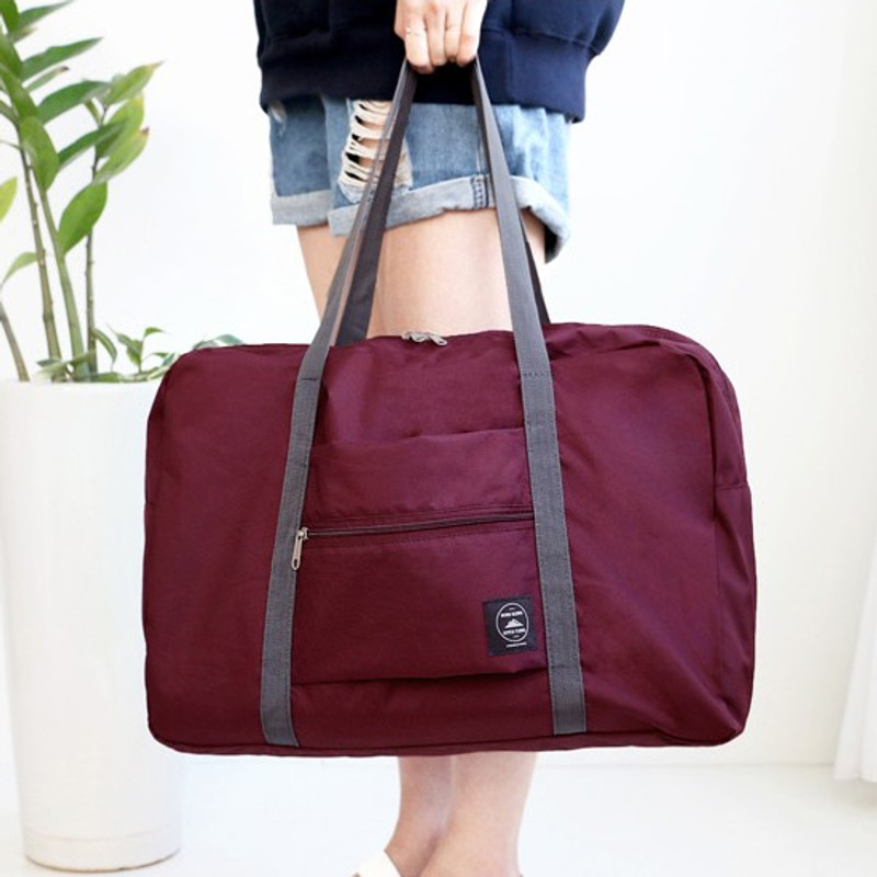 Burgundy - Window blows foldable carrying bag Burgundy - Window blows foldable carrying bag