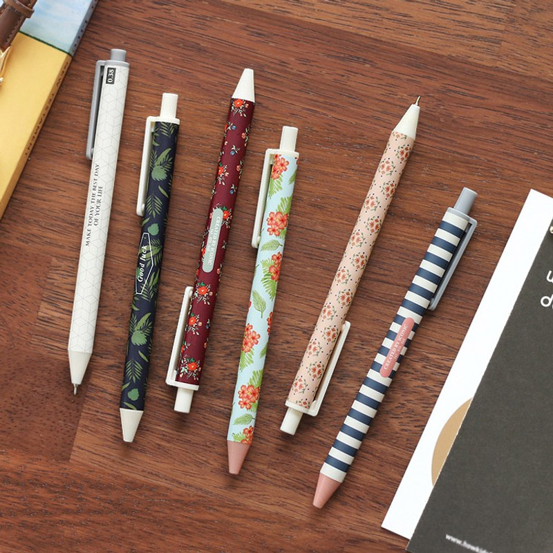 Unique pattern knock retractable pen